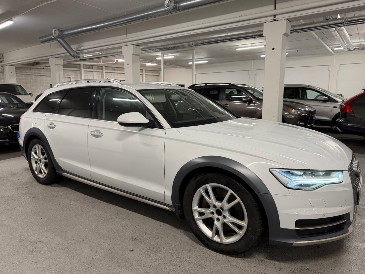Audi A6 allroad 3.0 TDI Ambition 2017, bild 2/10