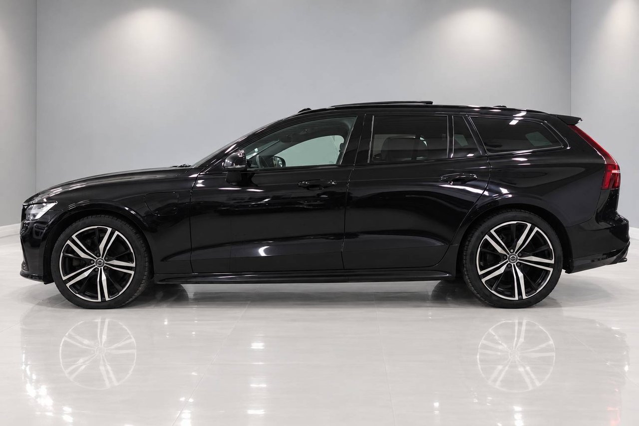 Volvo V60 T8 R Design Pro 2022, bild 3/10
