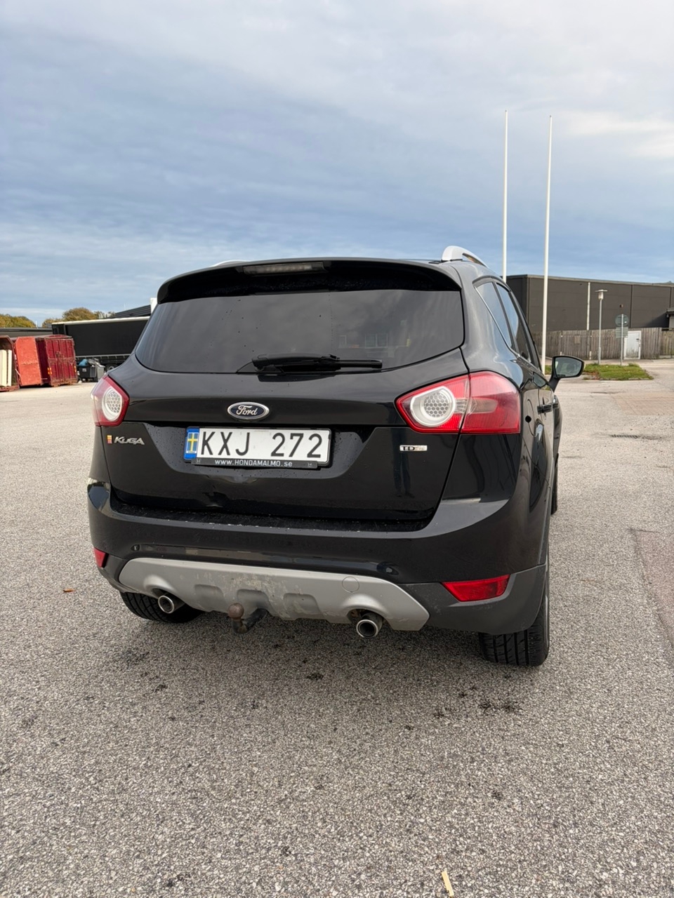 Ford Kuga 2.0 TDCi DPF 2011, bild 2/6