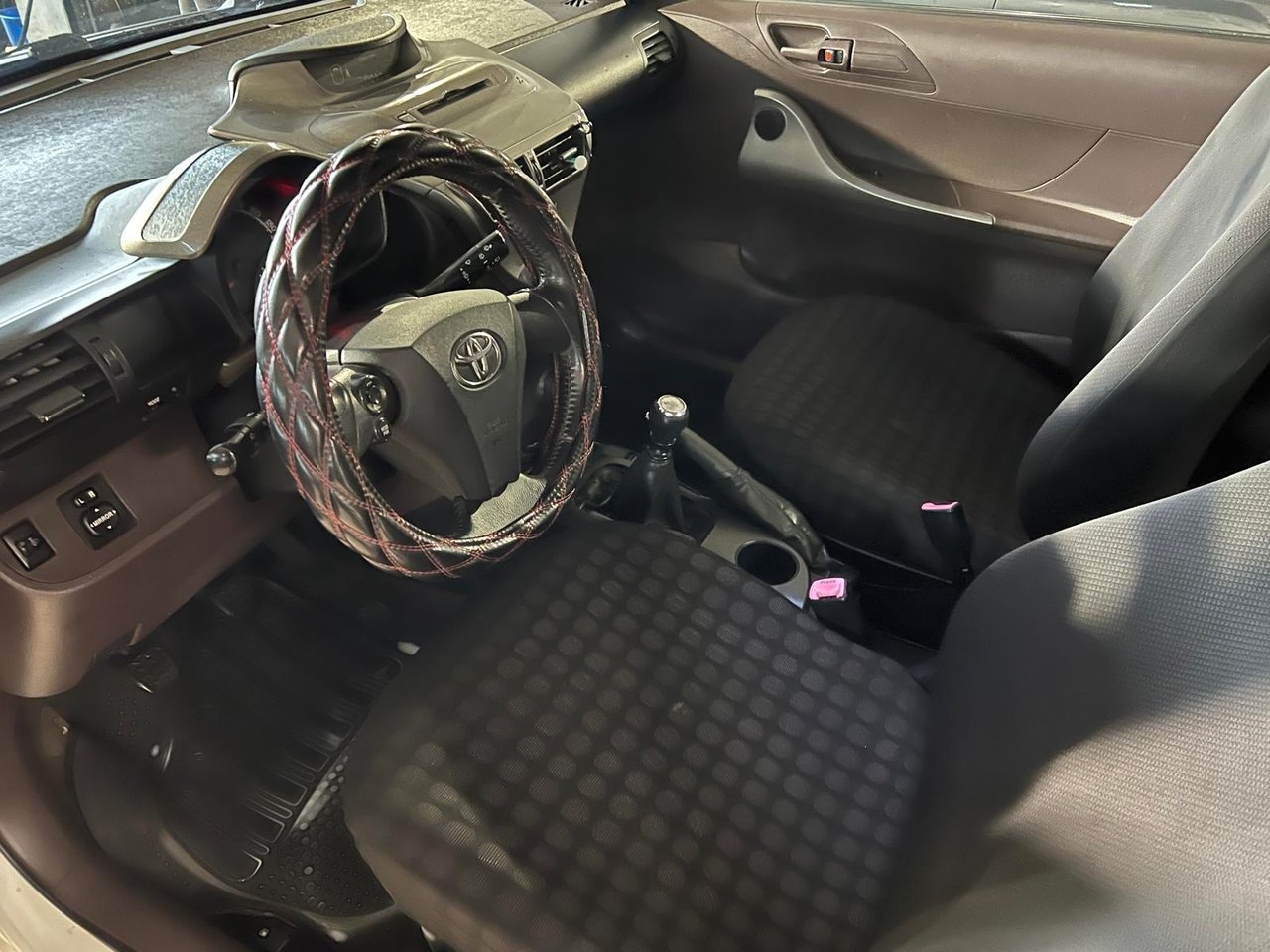 Toyota IQ 2009, bild 6/10