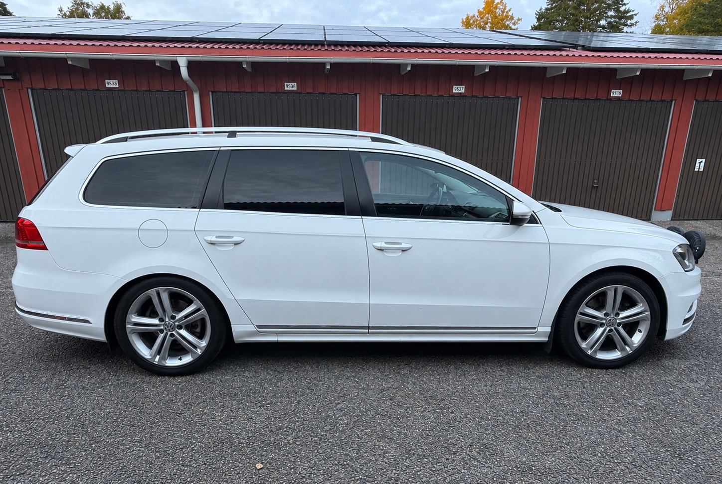 Volkswagen Passat 2.0 TDI R-Line 2014, bild 4/10