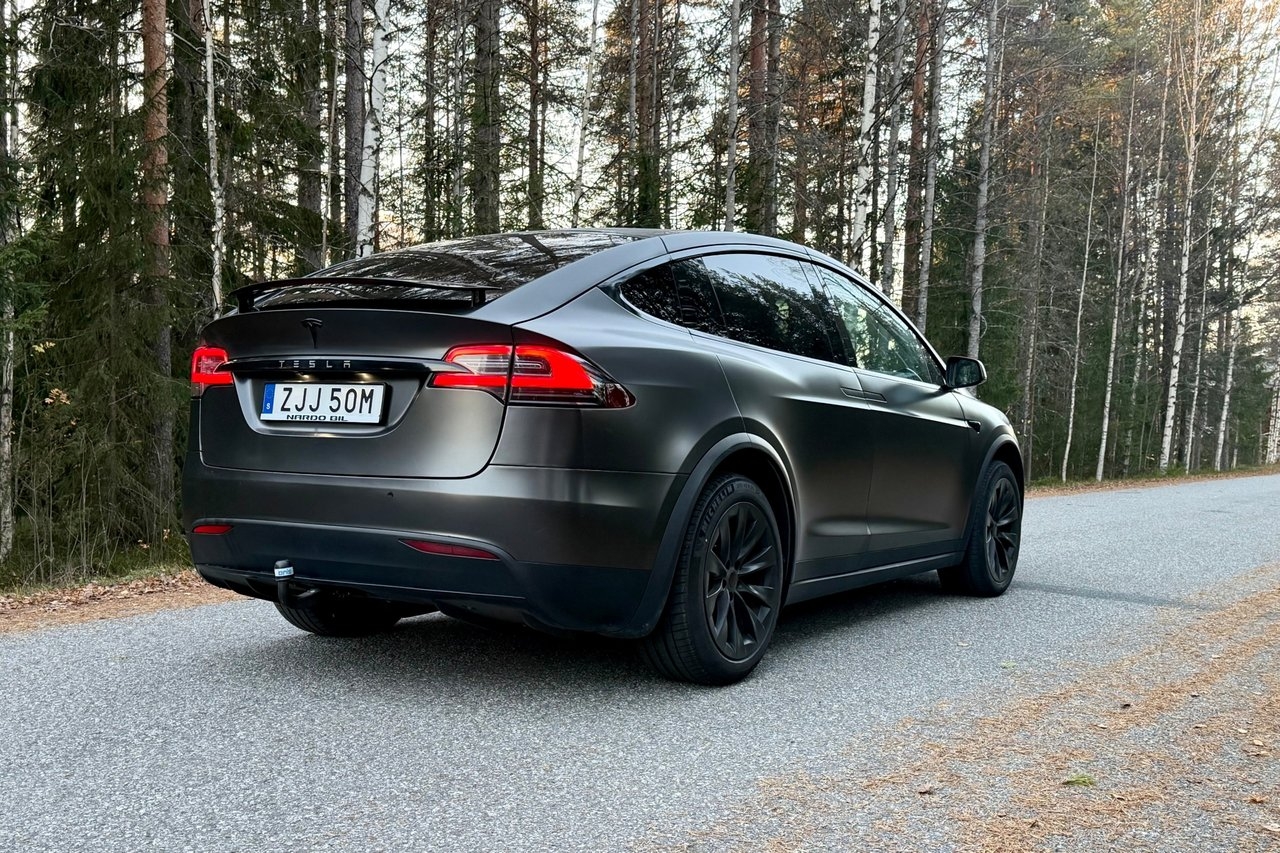 Tesla Model X 2017, kuva 3/10