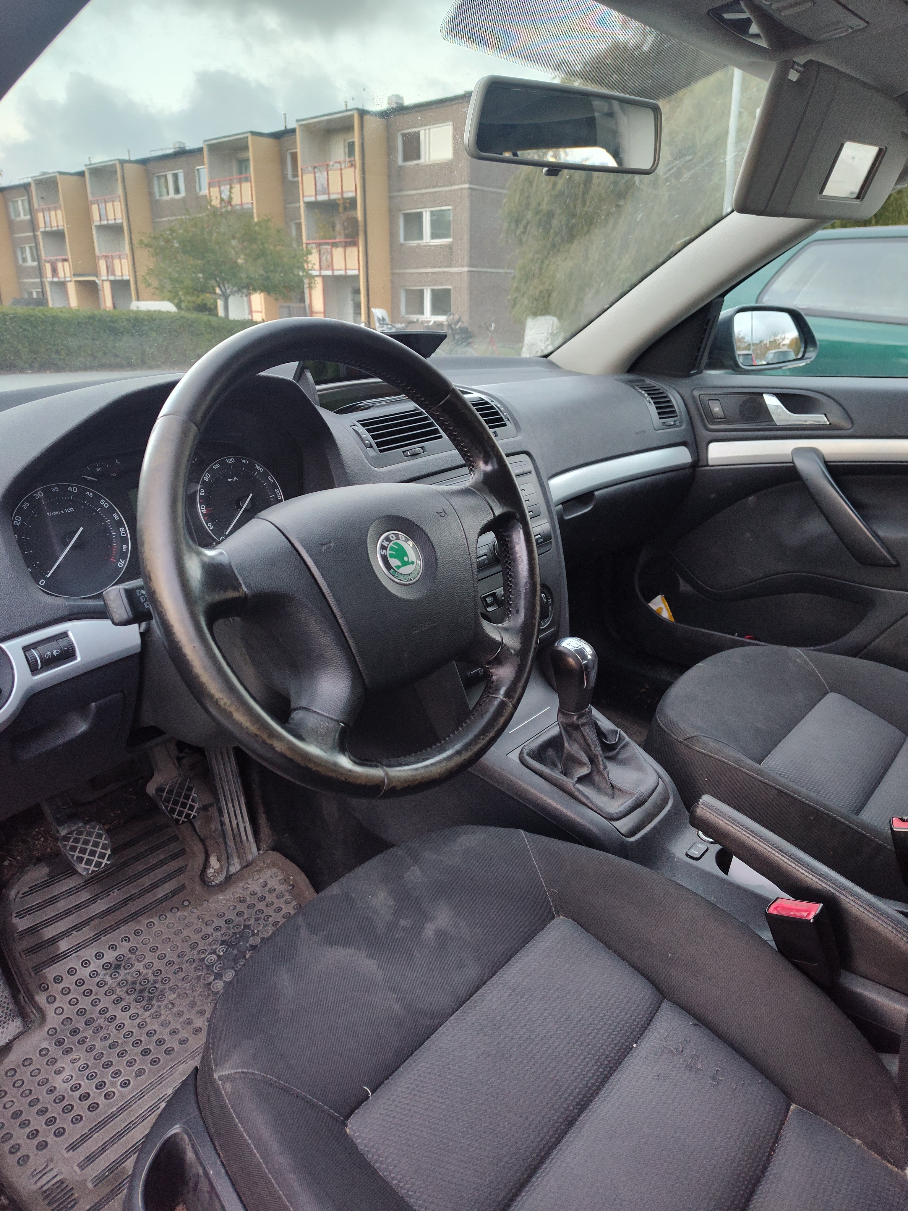 Skoda Octavia Kombi 1.6 MPI Manuell 2008, bild 6/6