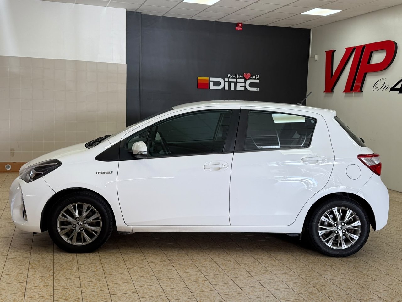 Toyota Yaris 1.5 Hybrid Active 2020, photo 4/10