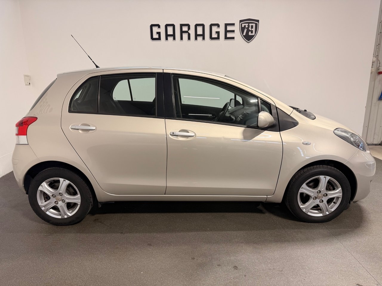 Toyota Yaris 2010, bild 5/10