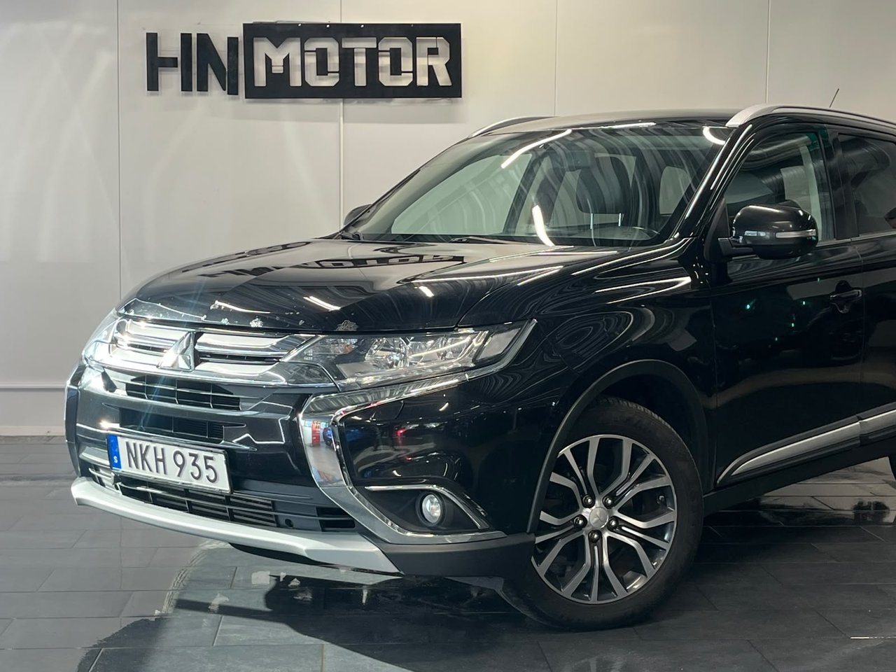 Mitsubishi Outlander 2.2 DI-D Business 2016, bild 2/10