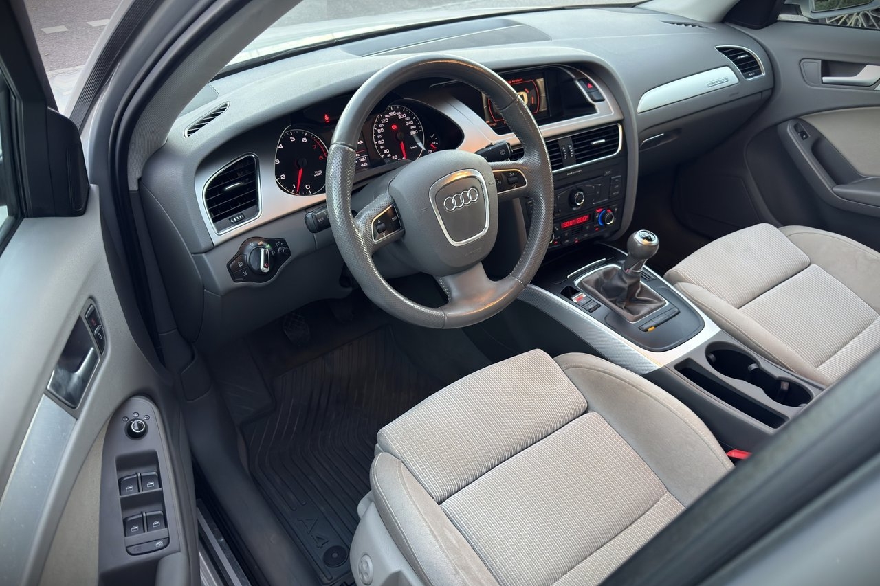 Audi A4 2.0 TFSI 2009, bild 7/10