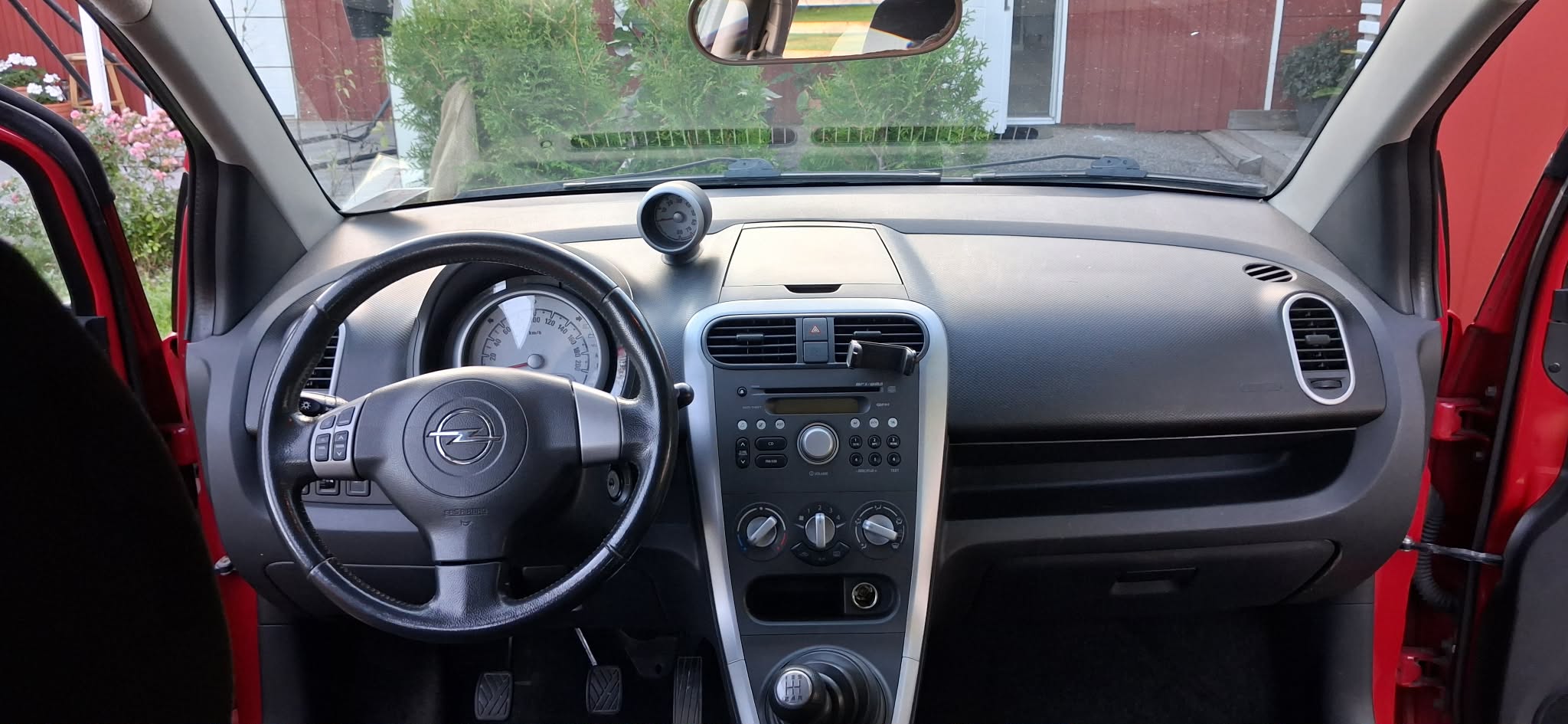 Opel Agila 1.0 2009, bild 3/3