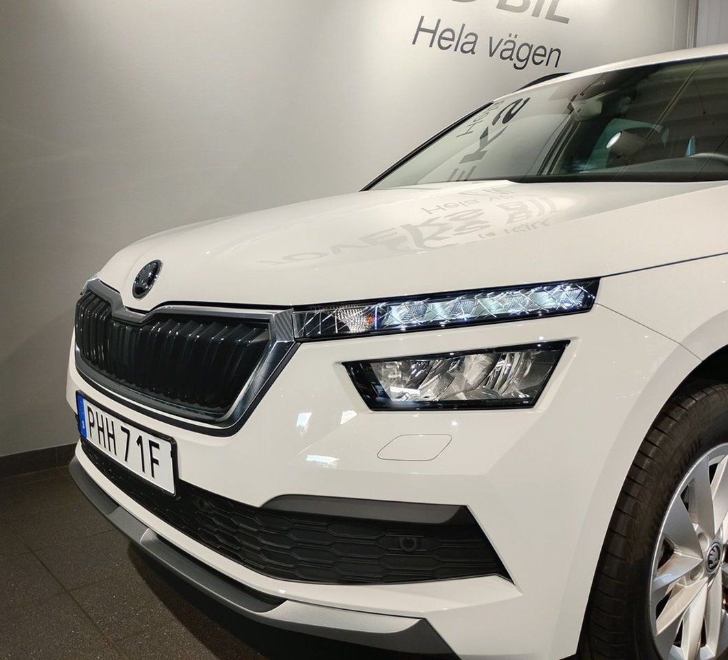 Skoda Kamiq 1.0 TSI Ambition 2023, bild 2/13