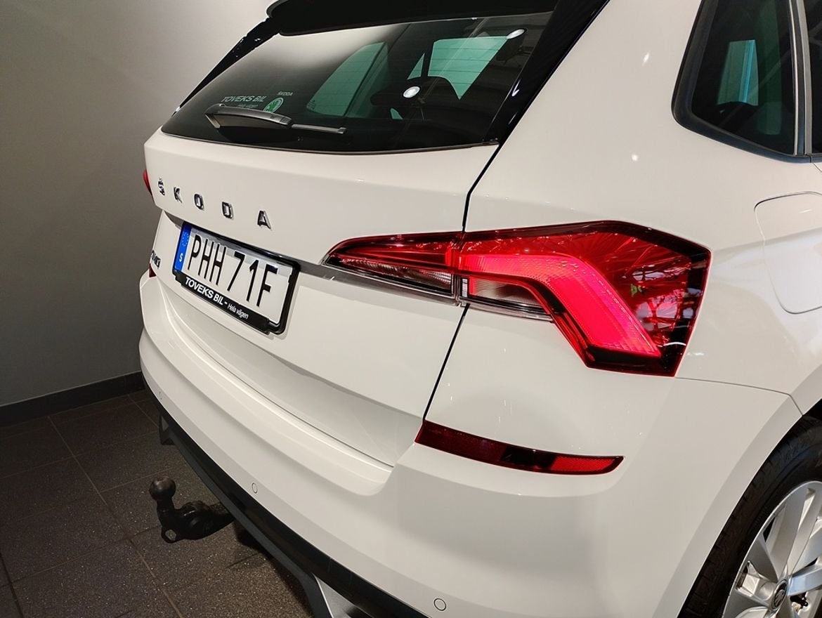 Skoda Kamiq 1.0 TSI Ambition 2023, bild 6/13