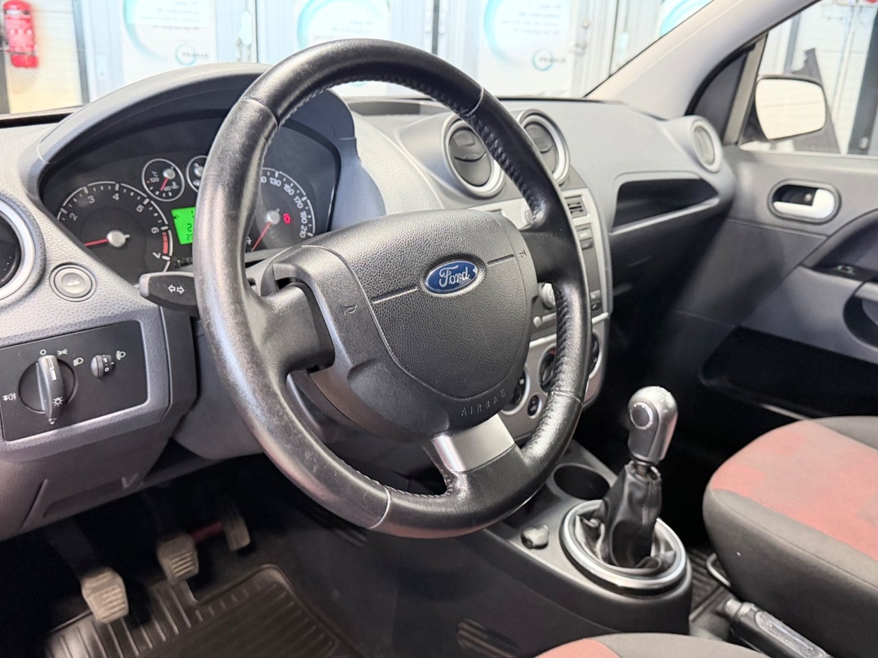 Ford Fiesta 1.4 2007, bild 6/10