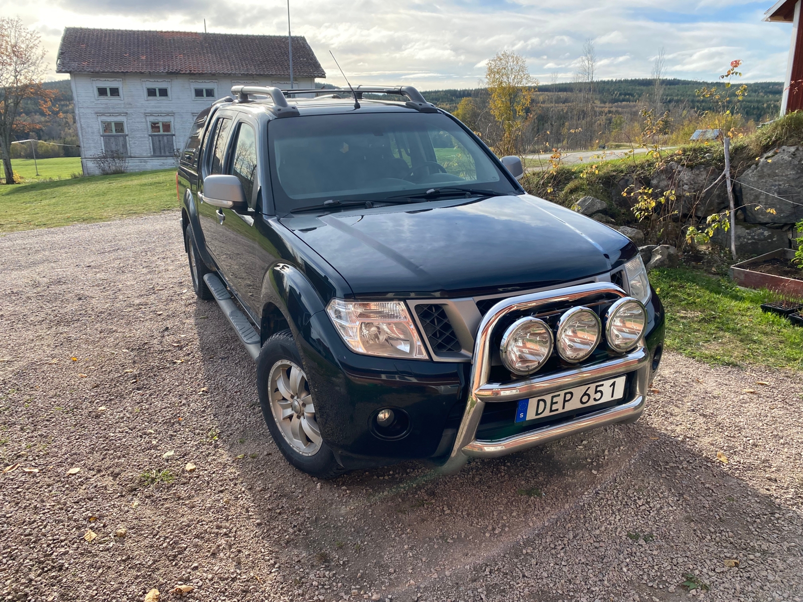 Nissan Navara 2.5 dCi 2014, bild 2/6