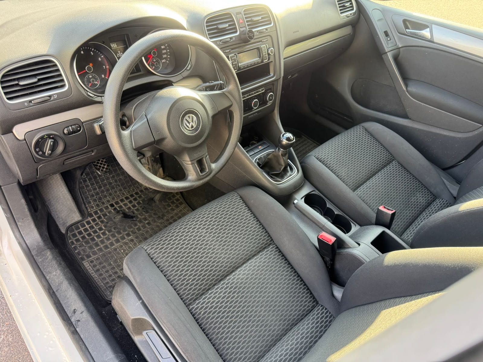 Volkswagen Golf 1.6 BiFuel 2012, photo 8/8