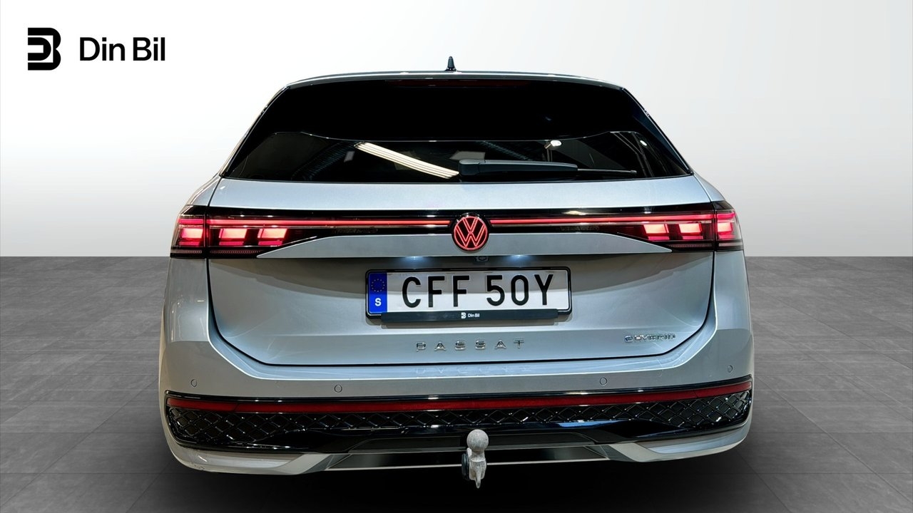 Volkswagen Passat R-Line 2026, bild 5/23