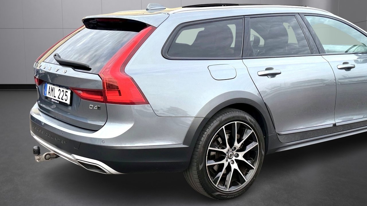 Volvo V90 Cross Country 2019, bild 5/10