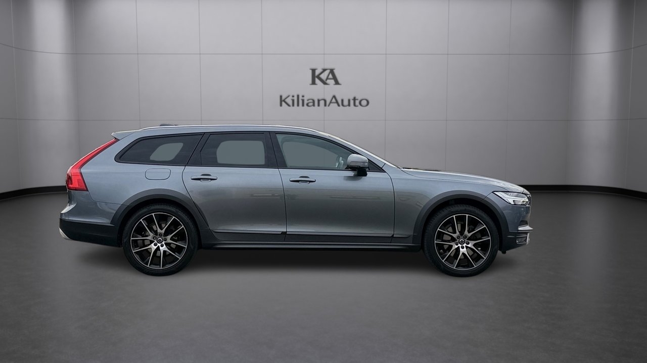 Volvo V90 Cross Country 2019, bild 3/10