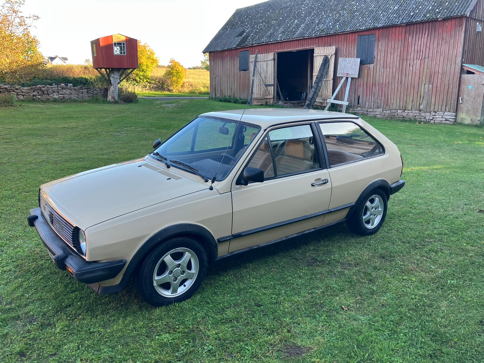 Volkswagen Polo Coupé 1.3 Manuell 1985, bild 3/7
