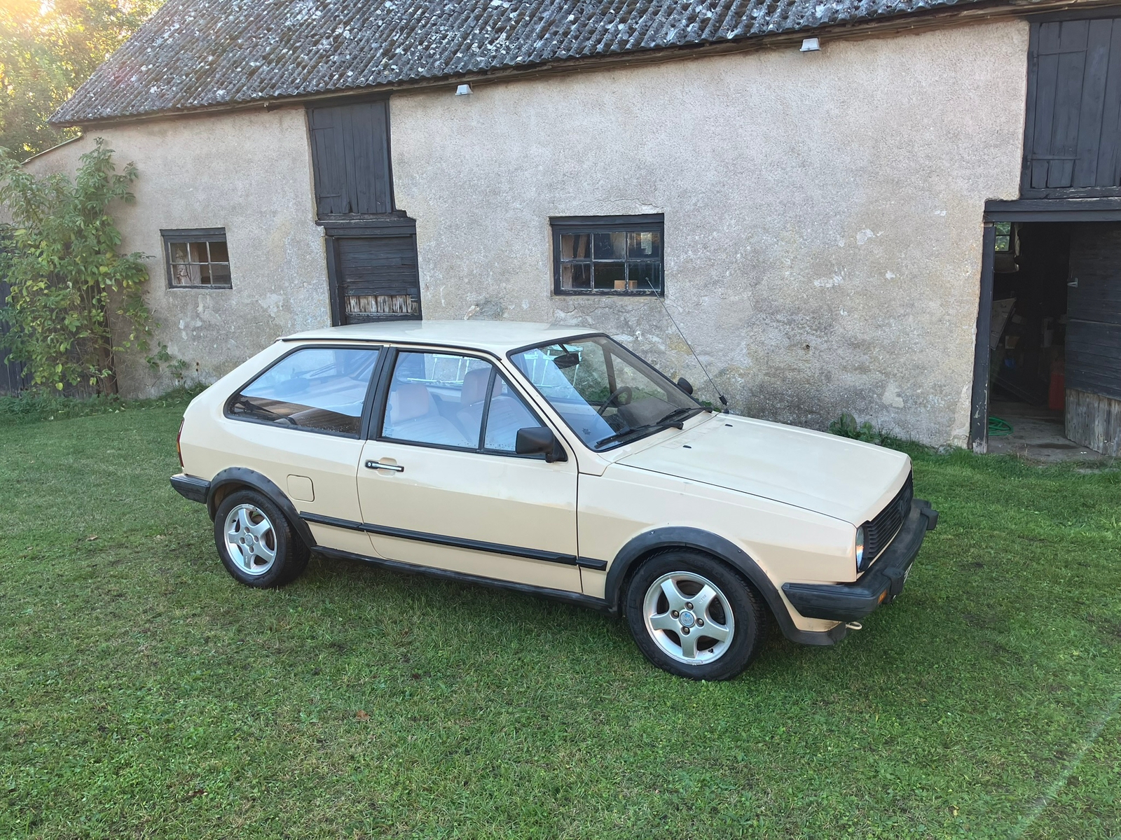 Volkswagen Polo Coupé 1.3 Manuell 1985, bild 5/7