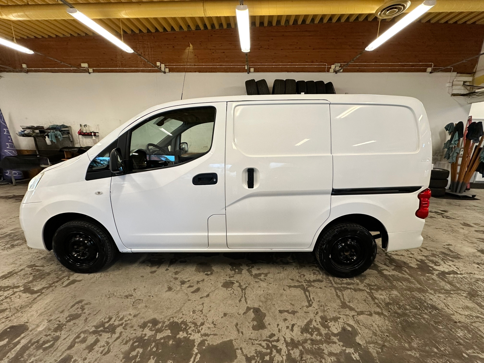 Nissan NV200