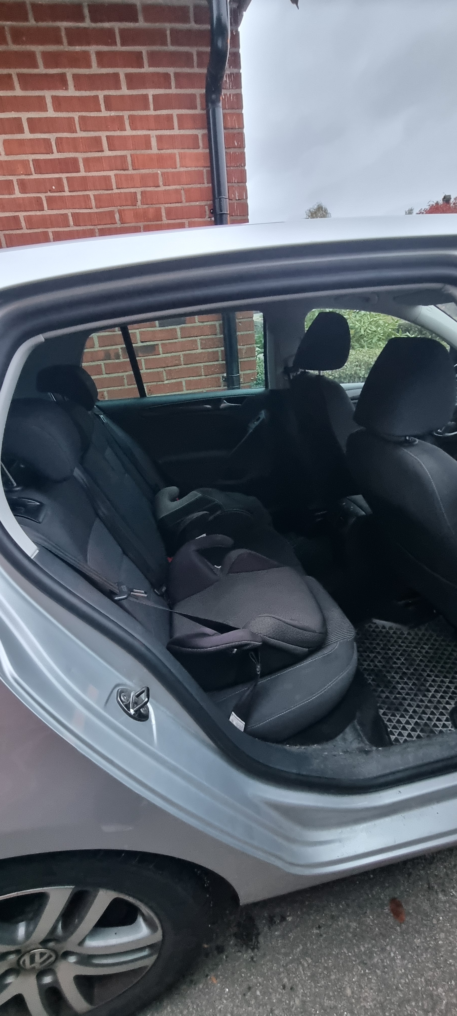 Volkswagen Golf 1.6 TDI 2012, bild 6/7