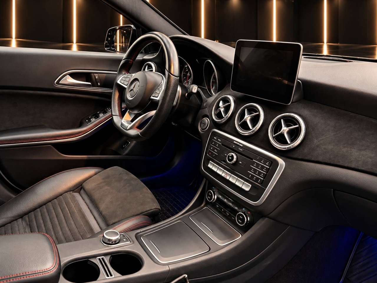 Mercedes-Benz CLA 2018, bild 9/10