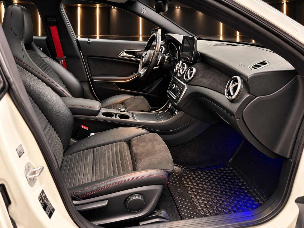 Mercedes-Benz CLA 2018, bild 3/10