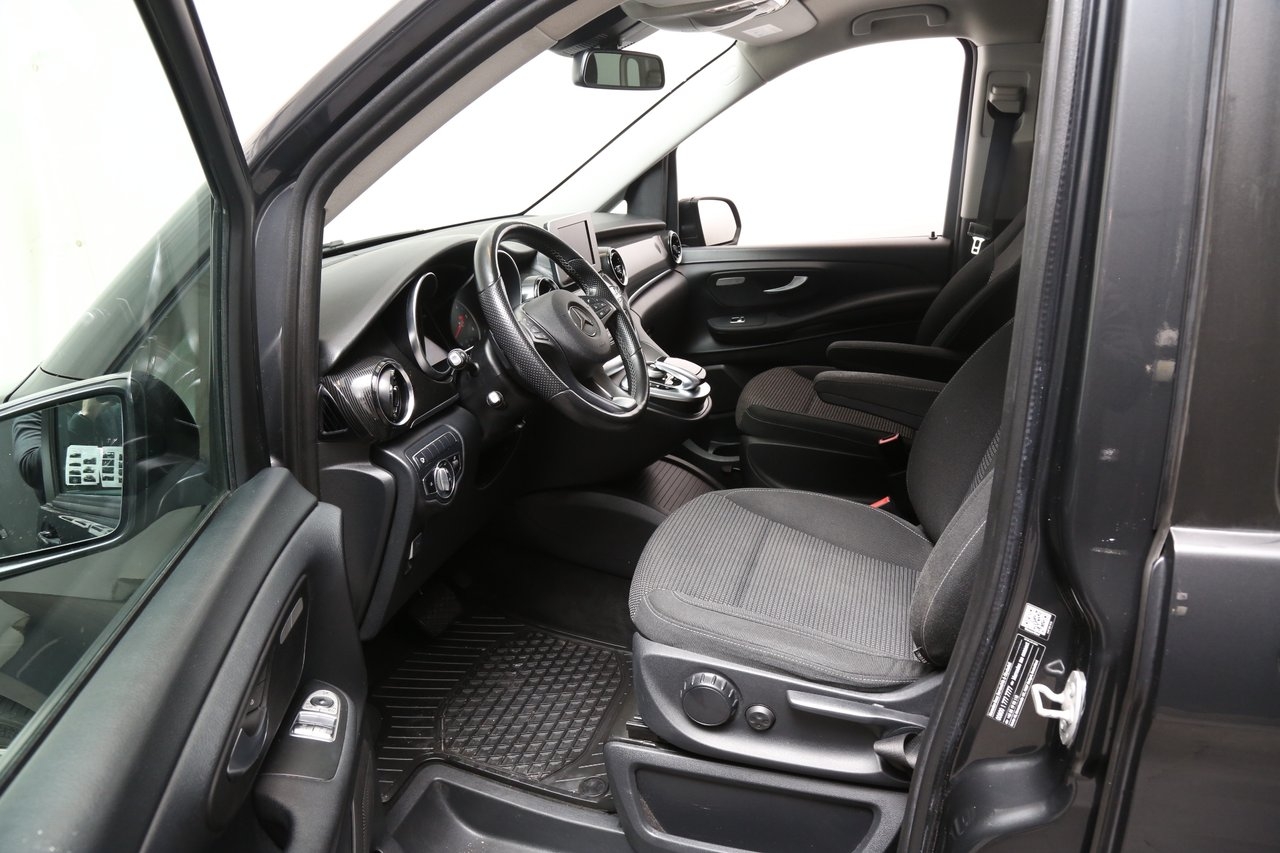 Mercedes-Benz V 2019, bild 7/10