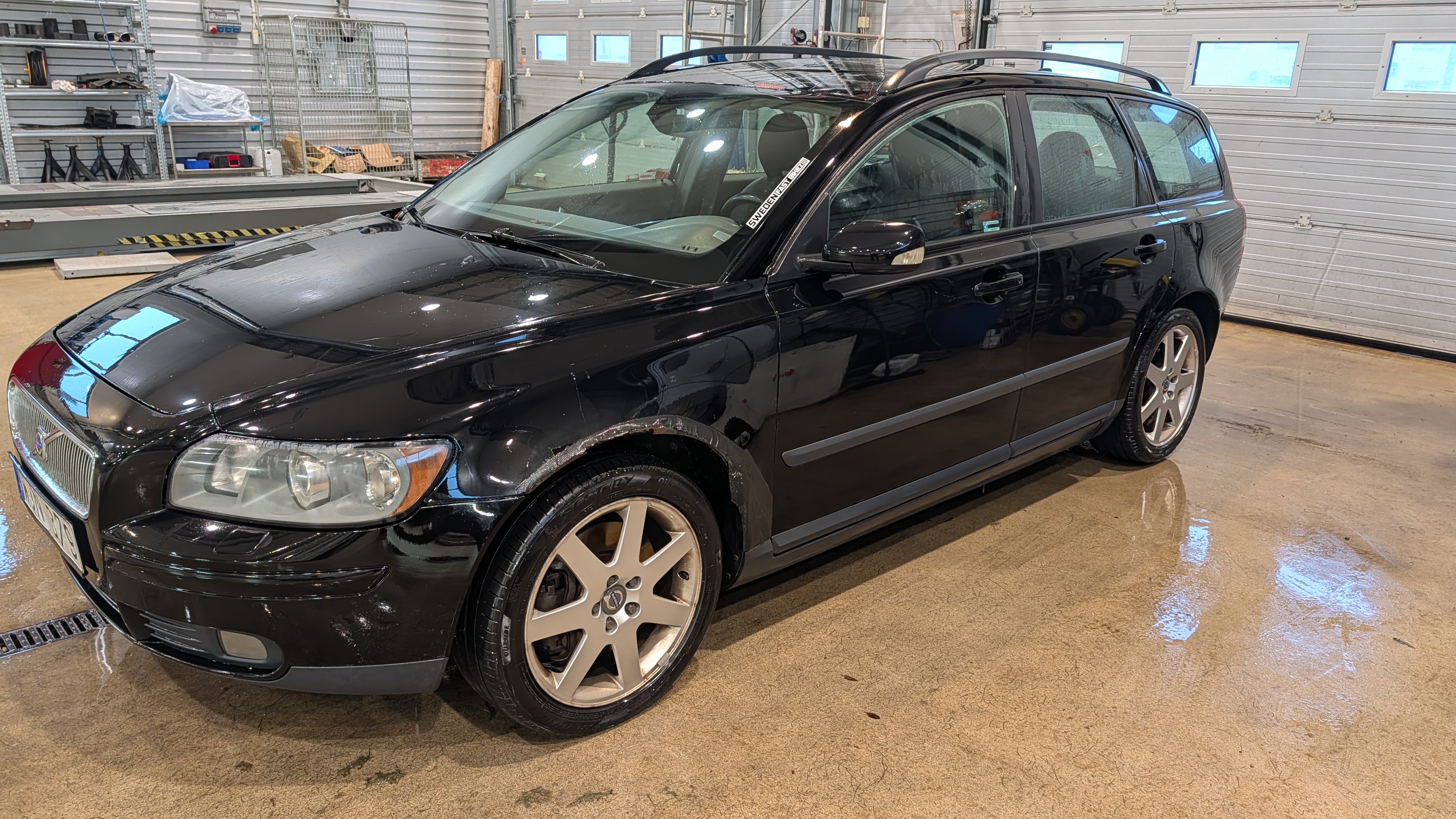 Volvo V50 T5