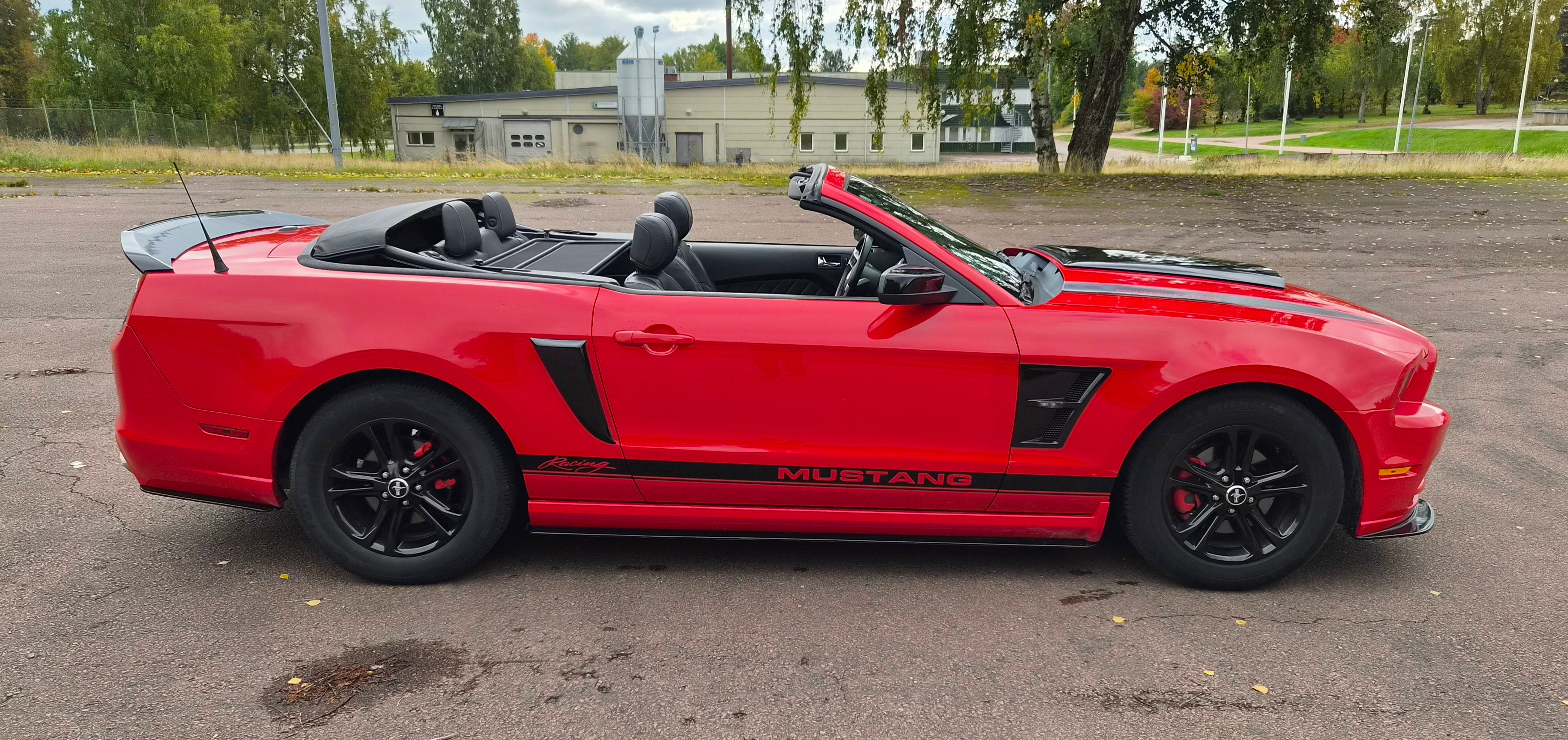 Ford Mustang V6 Convertible SelectShift 2014, bild 2/10