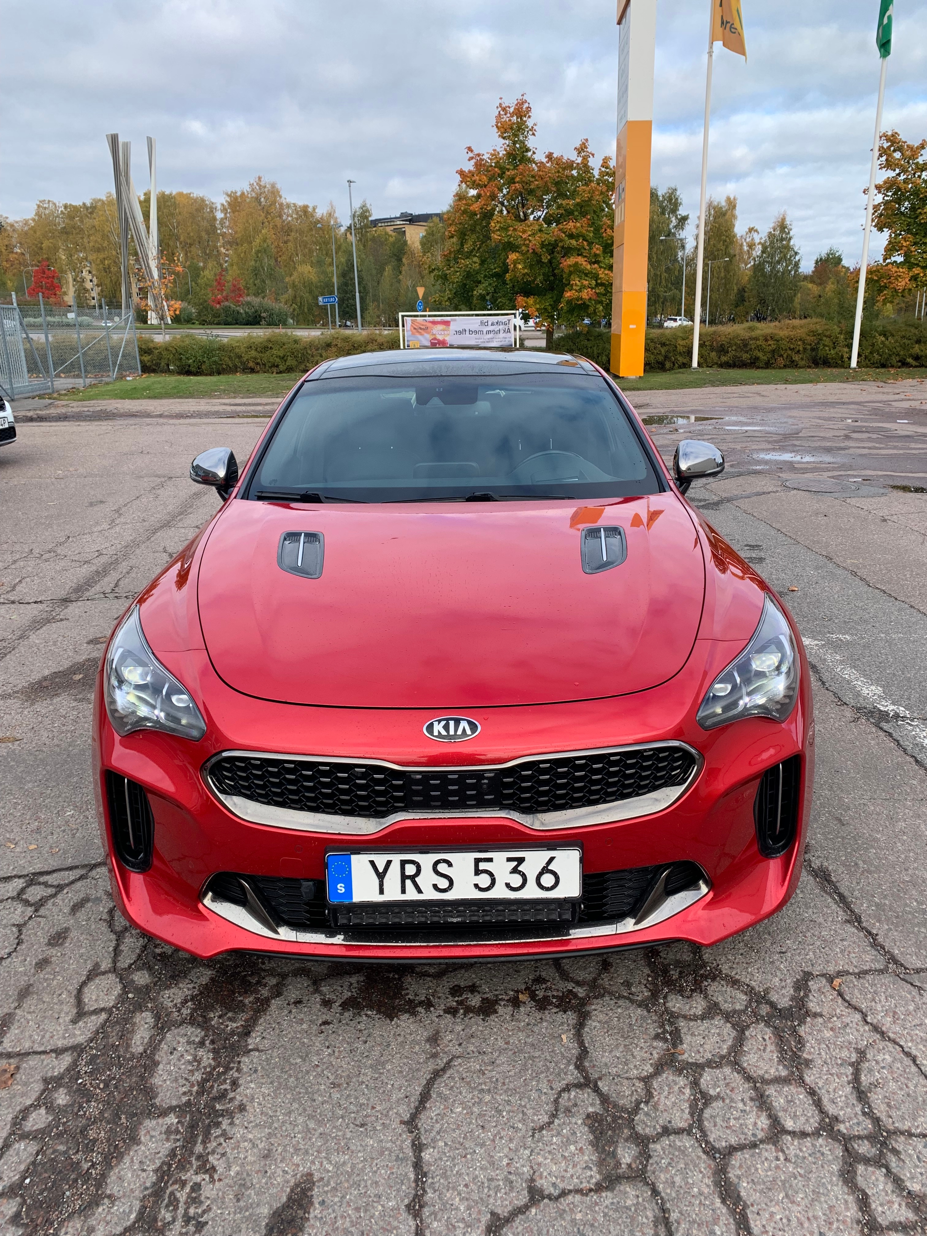 Kia Stinger 3.3 T-GDI V6 GT 2018, bild 2/9