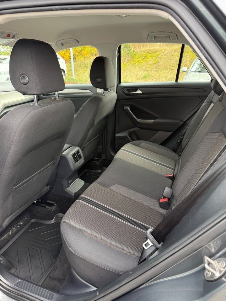 Volkswagen T-Roc 2.0 TDI SCR 2020, photo 6/10