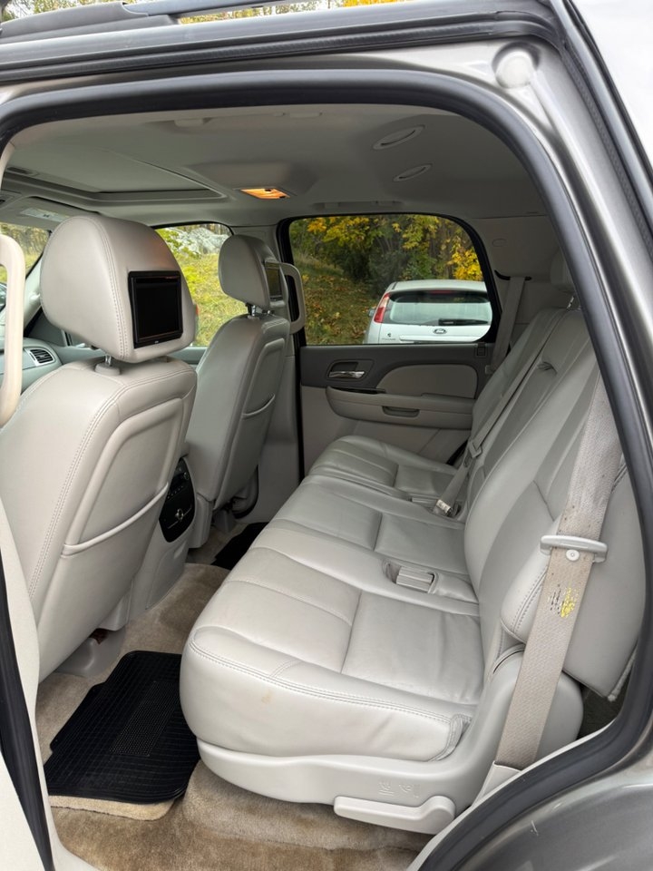 Chevrolet Tahoe 2007, kuva 6/10