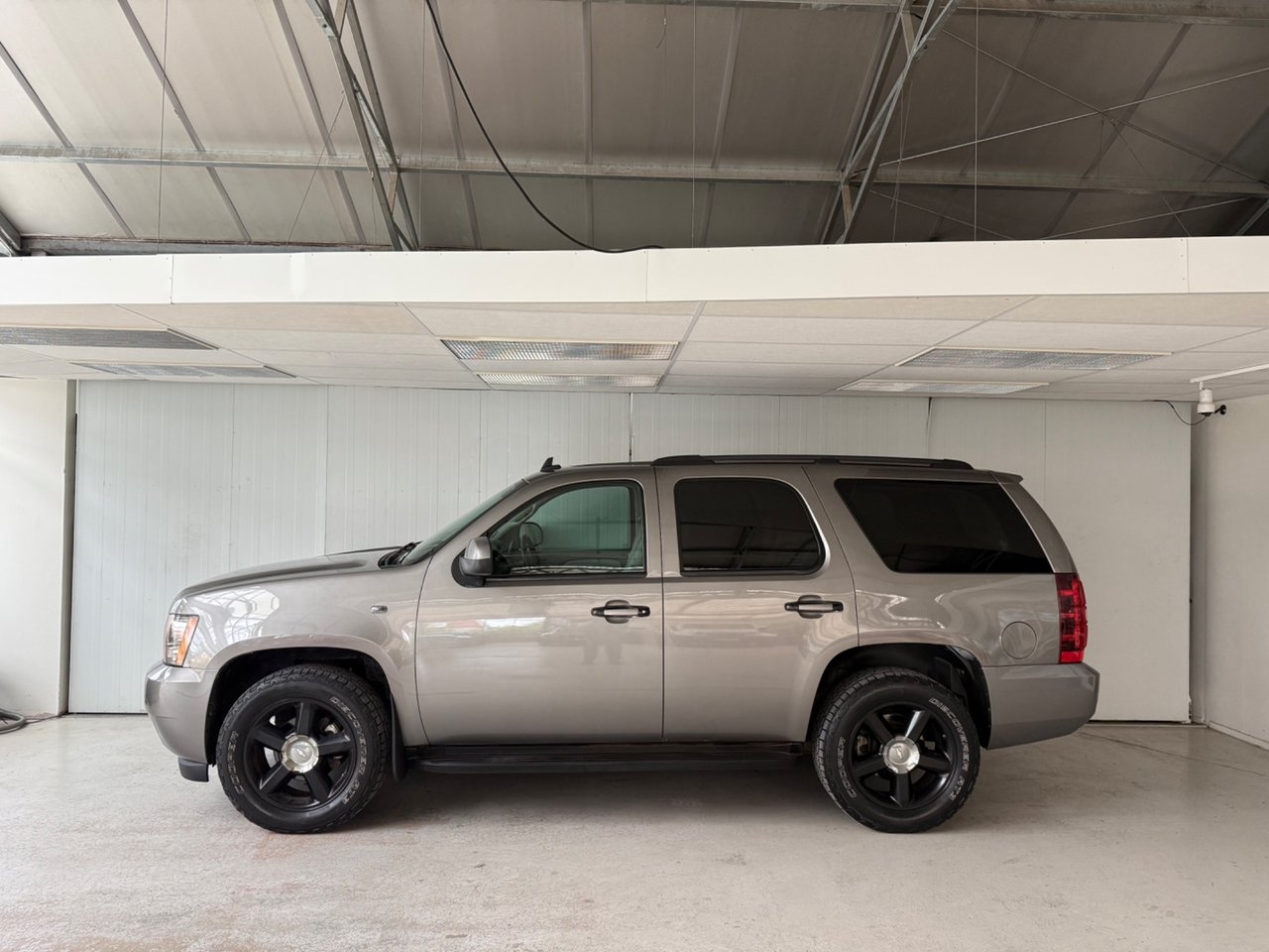 Chevrolet Tahoe 2007, kuva 2/10