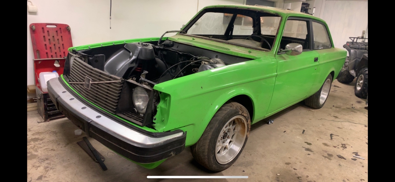 Volvo 242