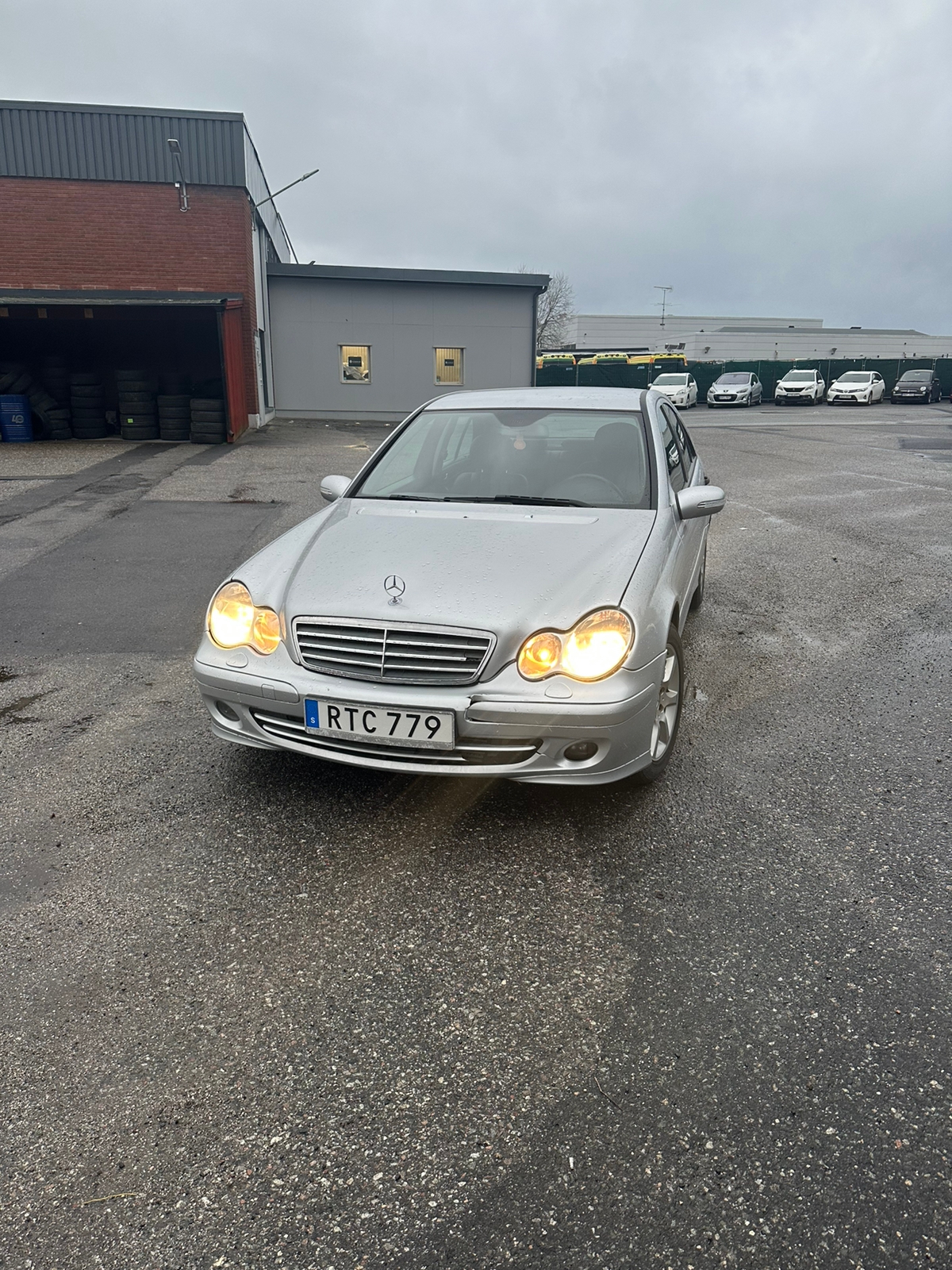 Mercedes-Benz C 200 CDI 2007, kuva 5/6