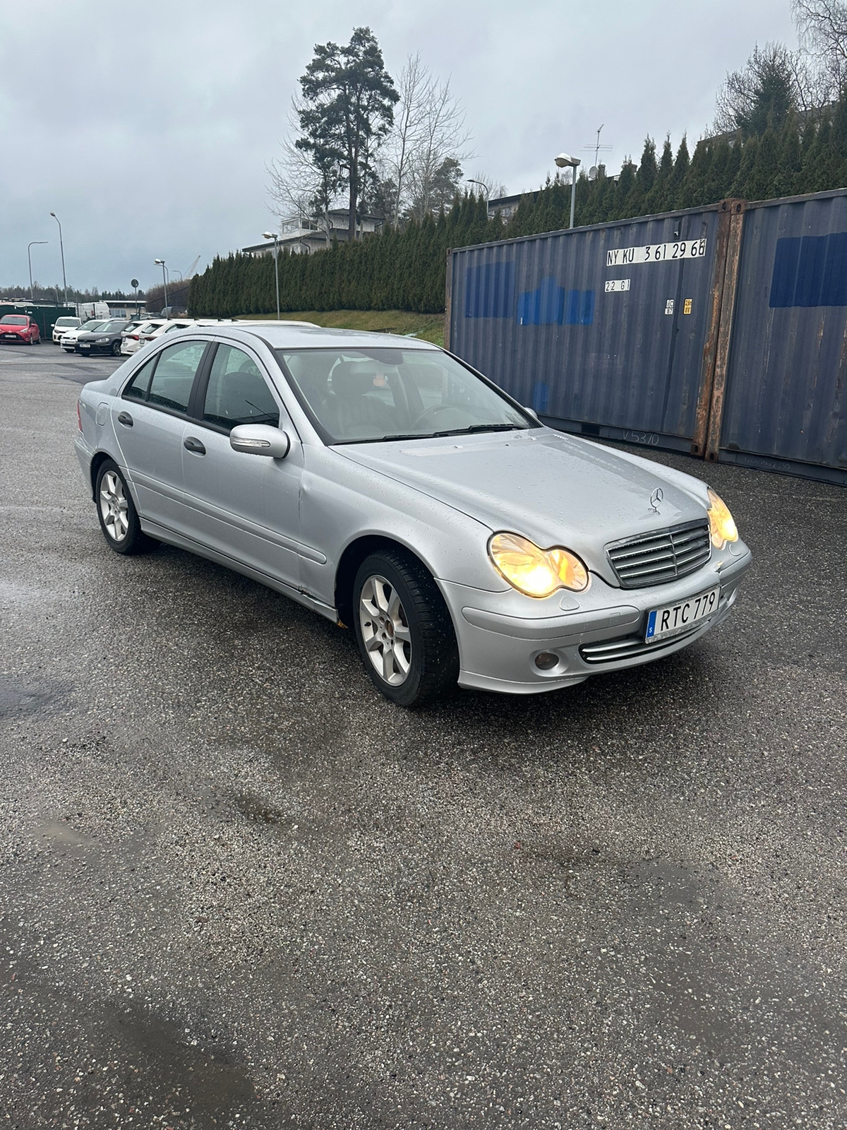 Mercedes-Benz C 200 CDI 2007, kuva 4/6