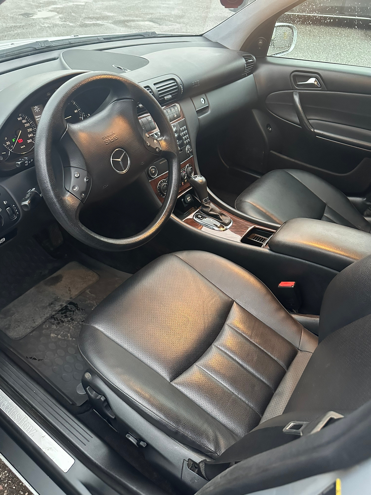 Mercedes-Benz C 200 CDI 2007, kuva 3/6