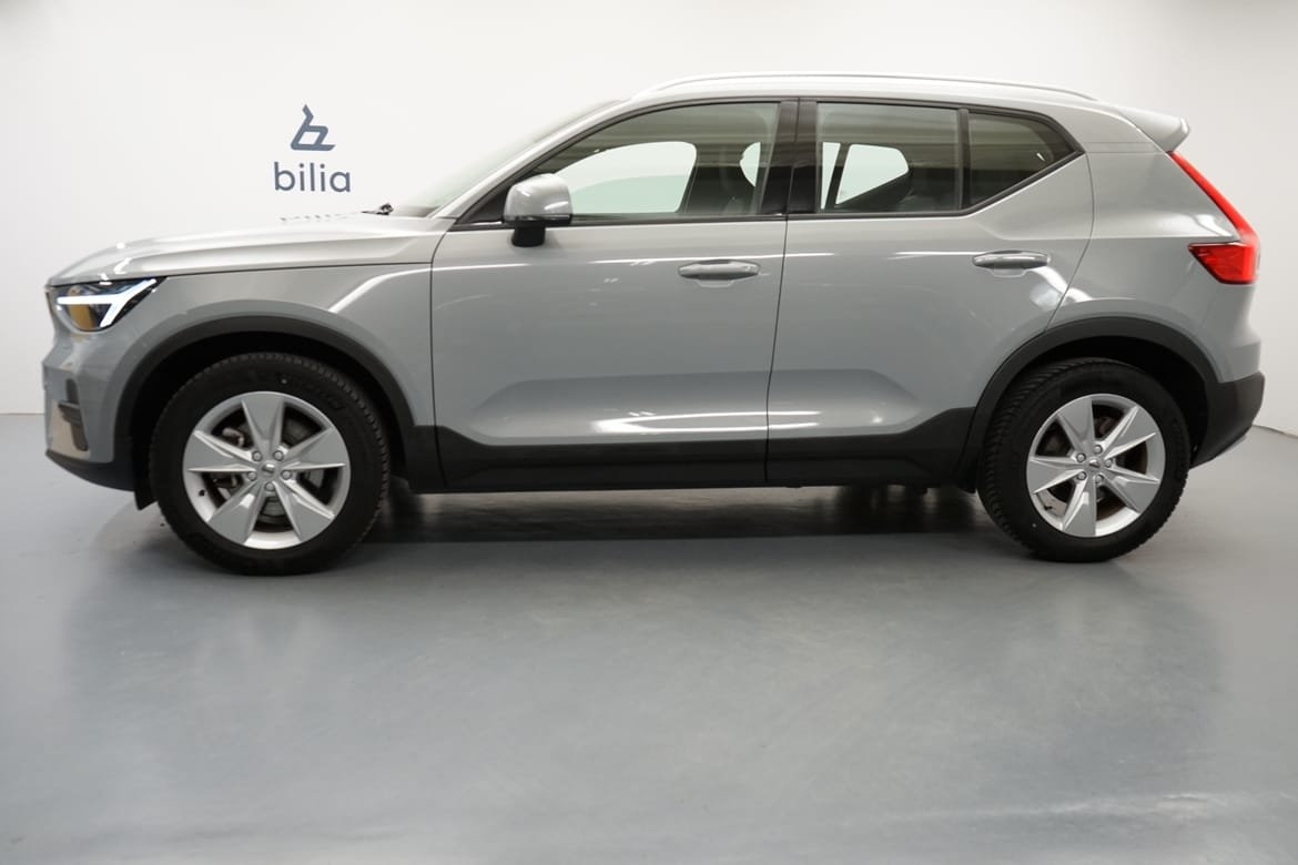 Volvo XC40 B4 Core 2024, bild 2/10