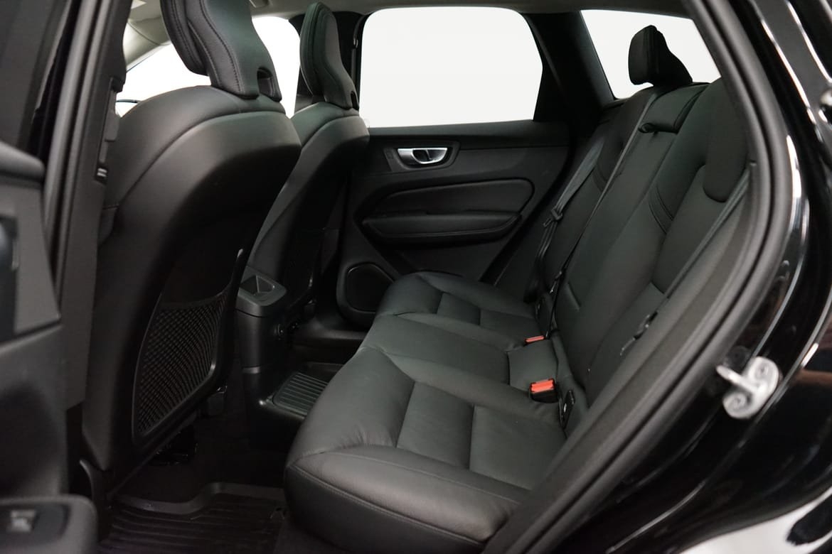 Volvo XC60 T6 Plus Dark Edition 2024, bild 7/10