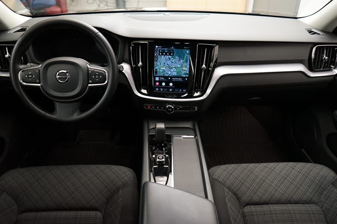 Volvo V60 B4 Core 2024, bild 6/10