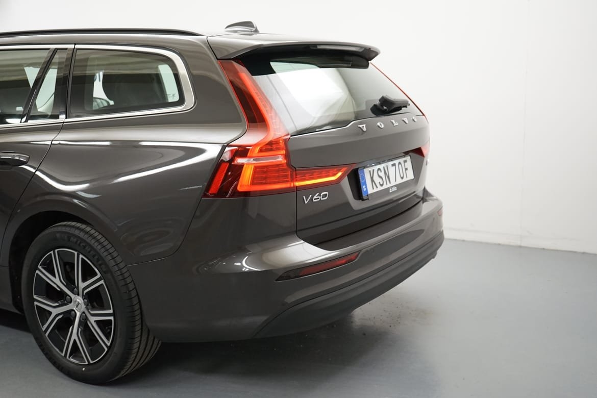 Volvo V60 B4 Core 2024, bild 3/10