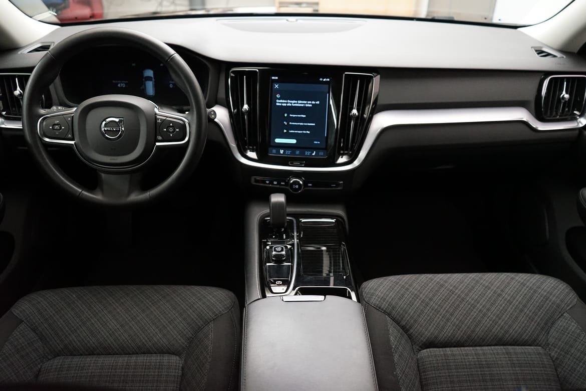 Volvo V60 T6 Core Bright 2024, bild 6/10