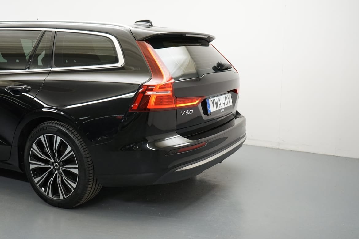 Volvo V60 T6 Core Bright 2024, bild 3/10