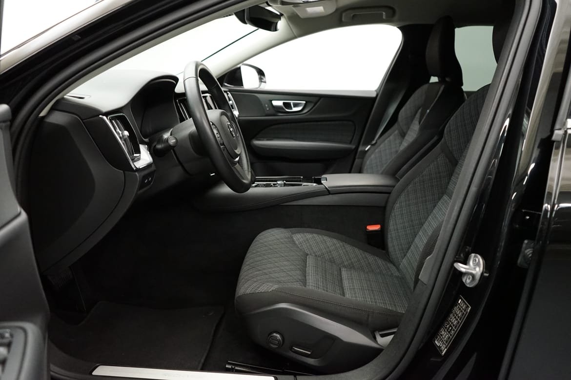 Volvo V60 T6 Core Bright 2024, bild 5/10