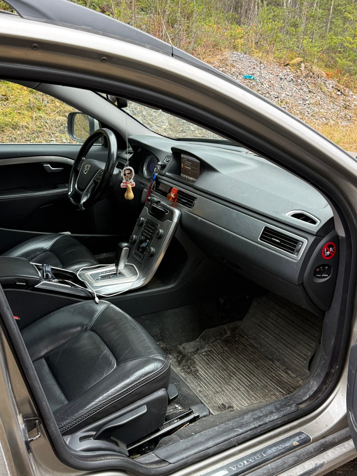 Volvo XC70 D3 AWD Geartronic 2012, bild 6/8
