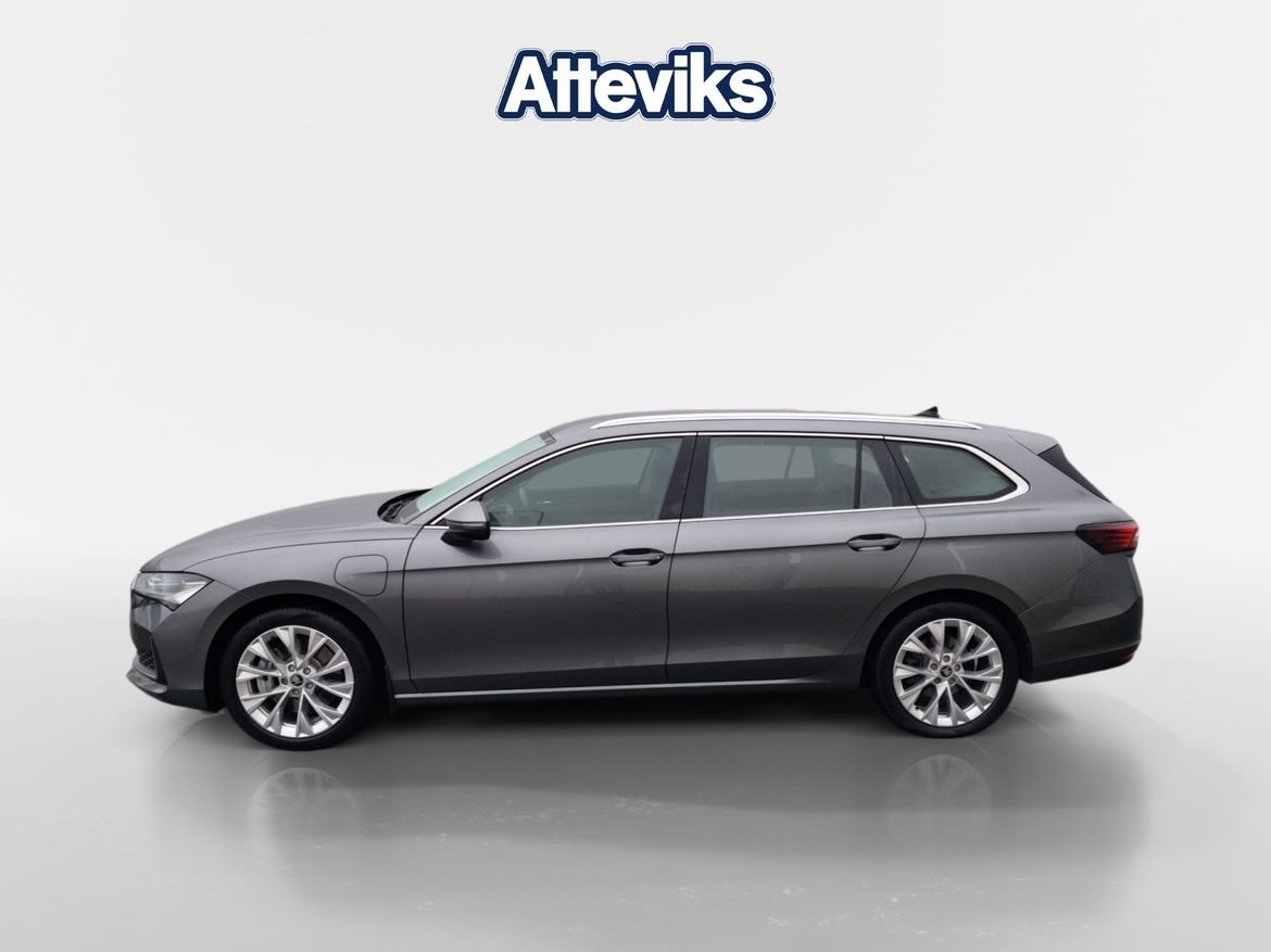 Skoda Superb 2025, bild 6/10