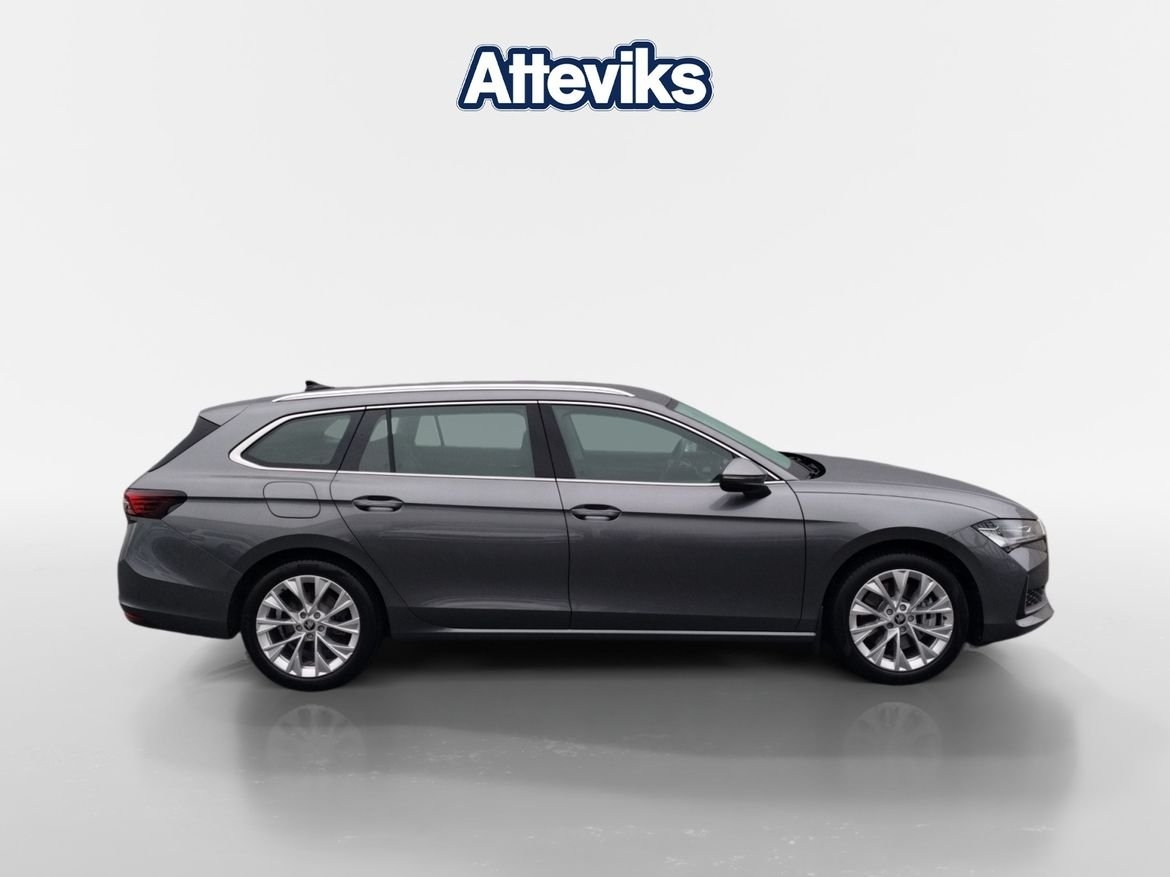 Skoda Superb 2025, bild 2/10