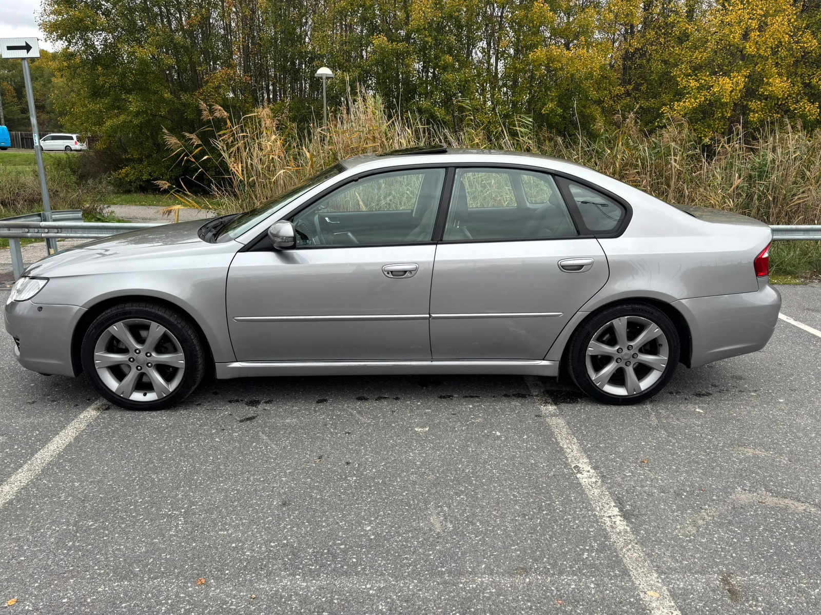 Subaru Legacy 3.0R 2009, bild 2/10