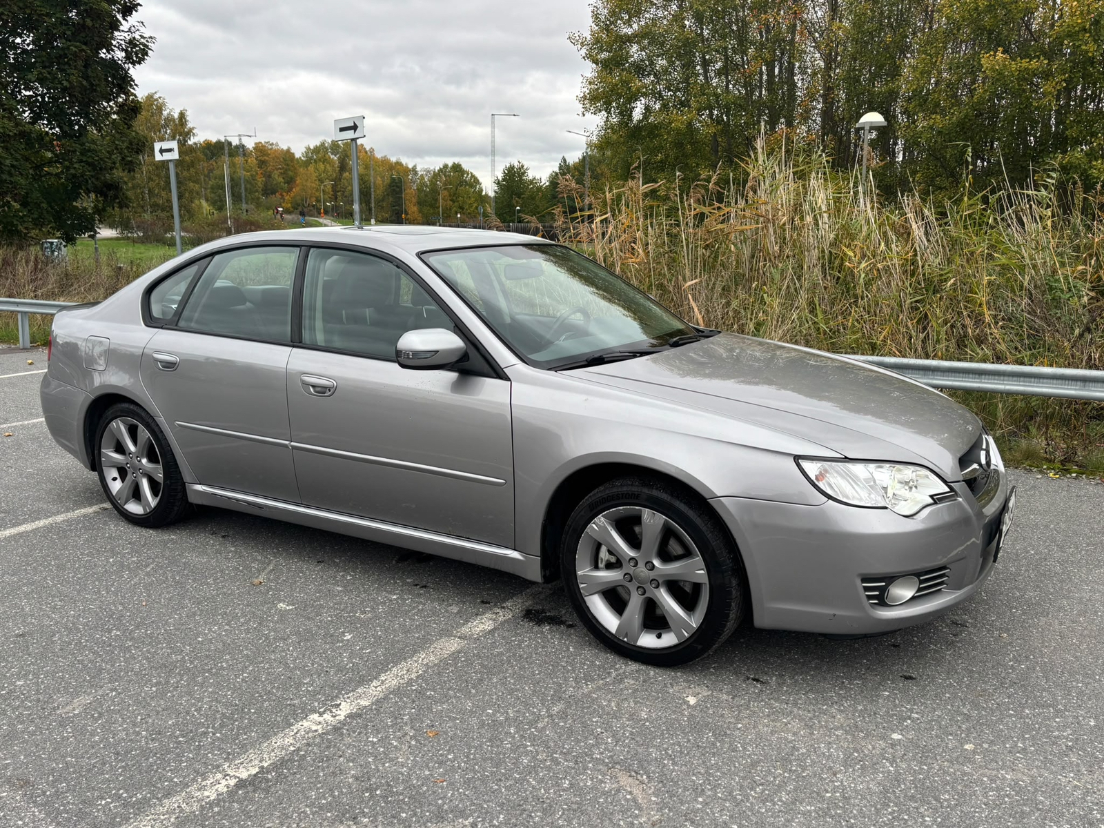 Subaru Legacy 3.0R 2009, bild 4/10