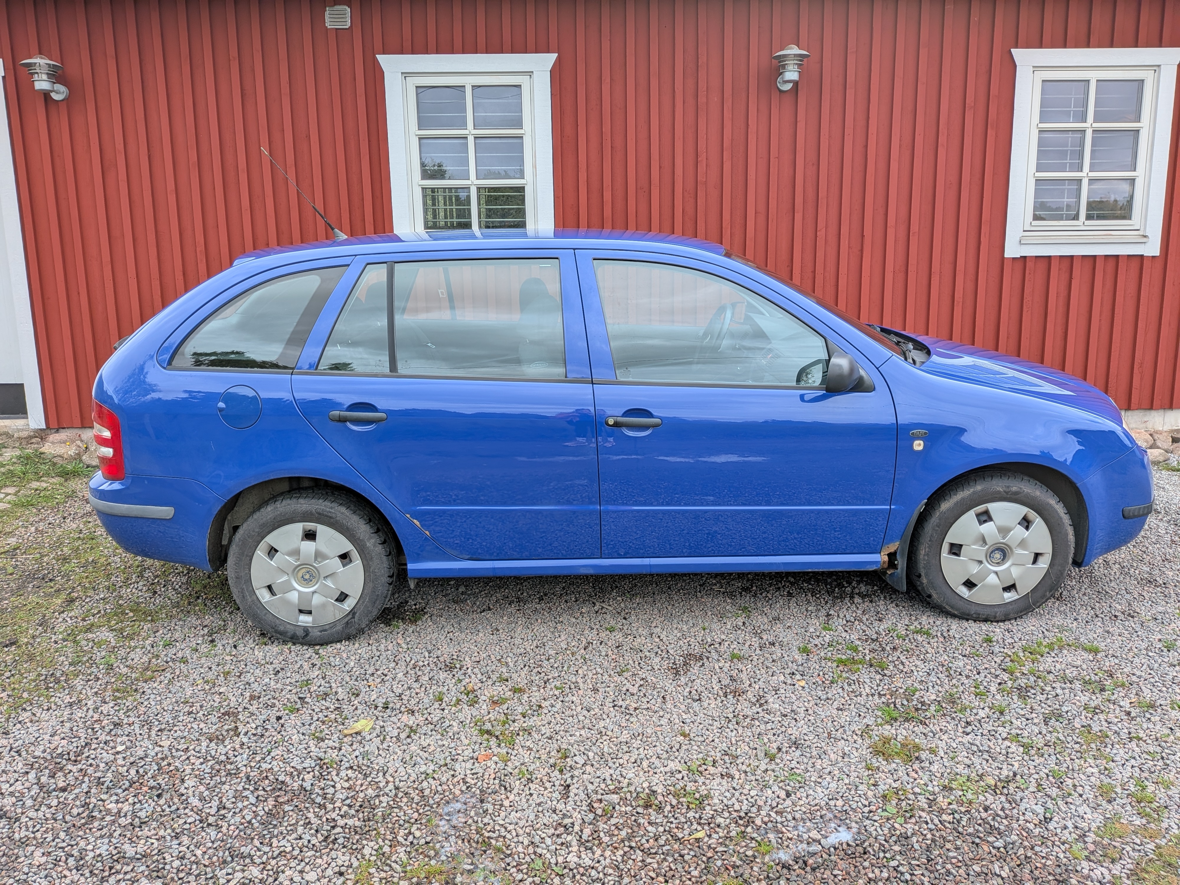 Skoda Fabia Kombi 1.4 Manuell 2001, bild 2/3